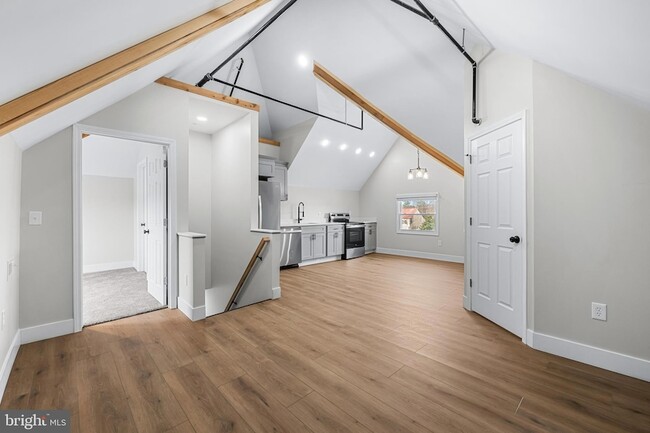 property at 320 W King St