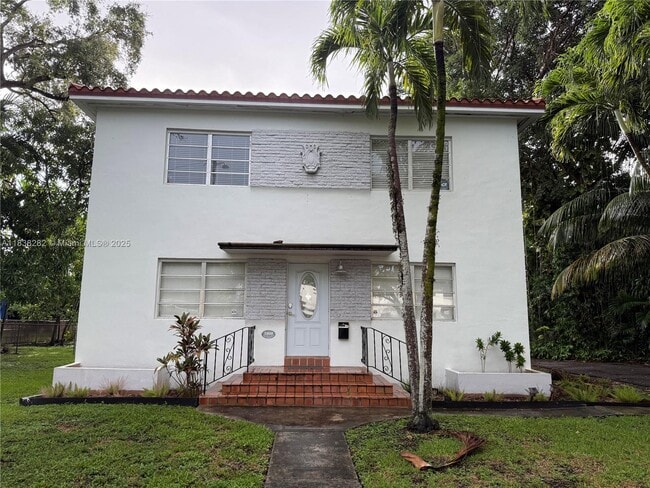 property at 3909 Ponce de Leon