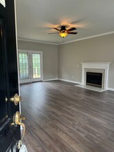 4102 Birchgarden Dr in High Point, NC - Building Photo - Building Photo