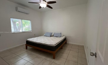 113 NW 35th St in Miami, FL - Building Photo - Building Photo