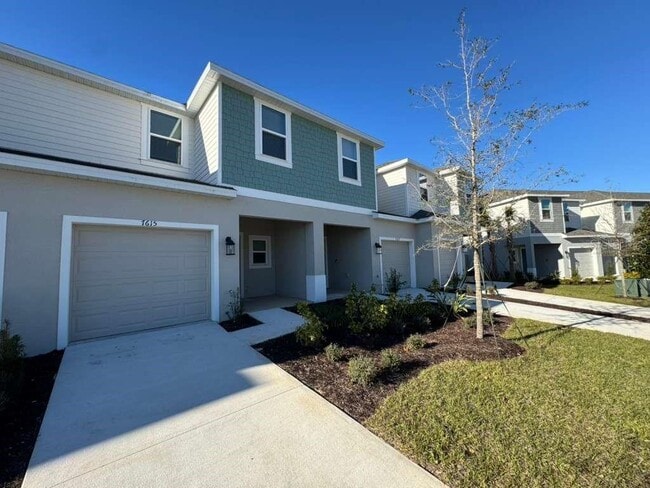 7615 WATERSCAPE Dr in Groveland, FL - Building Photo - Building Photo