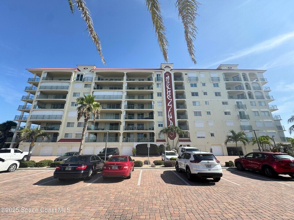 420 Harding Ave in Cocoa Beach, FL - Building Photo