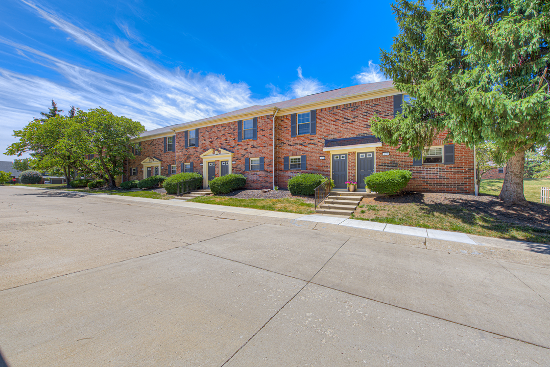 Greenwood Oaks in Greenwood, IN - Foto de edificio