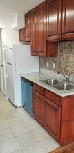2750 Holly Hall St in Houston, TX - Building Photo - Building Photo