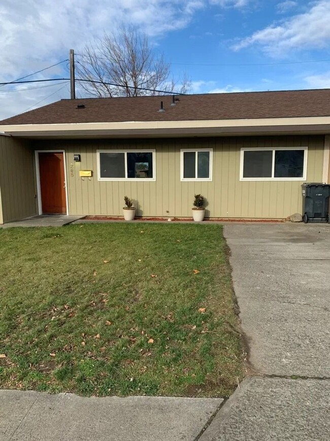 property at 205 SE 12th St