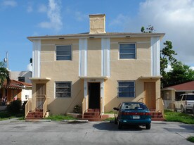2027 SW 6th St in Miami, FL - Building Photo