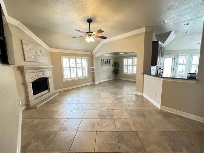 1526 Waterside Village Drive in Richmond, TX - Building Photo - Building Photo