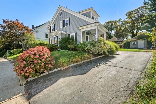22 Johnson Ave in Medford, MA - Building Photo - Building Photo