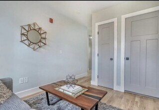 22 Cawfield St in Boston, MA - Building Photo - Building Photo