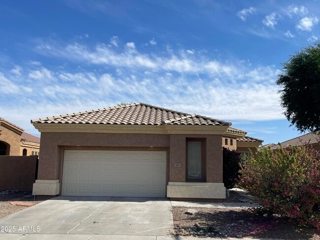 901 W Oriole Way in Chandler, AZ - Building Photo - Building Photo
