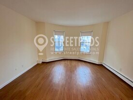 78 S Huntington Ave, Unit 1 in Boston, MA - Building Photo