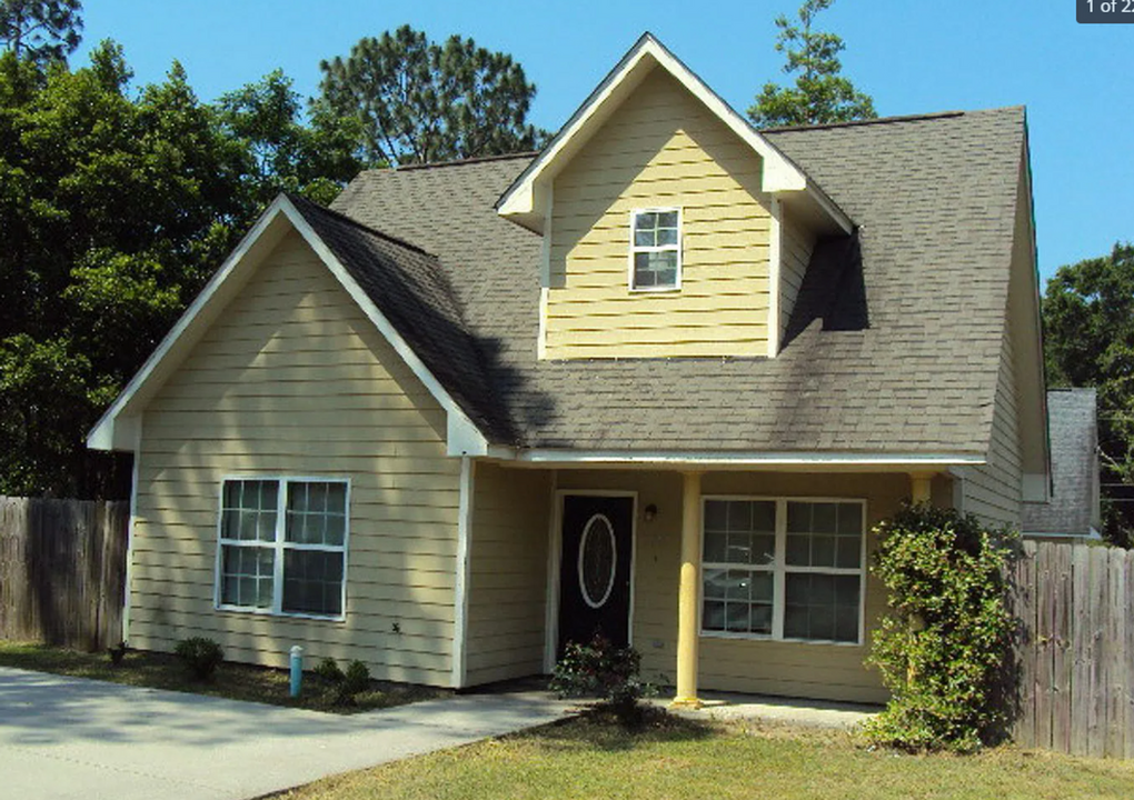 5122 Granada St in Lake Park, GA - Building Photo