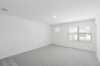 313 Carmel Cyn Trl in Jarrell, TX - Building Photo - Building Photo