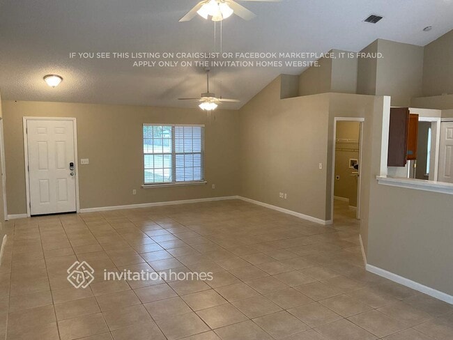 101 E George St in DeLand, FL - Foto de edificio - Building Photo