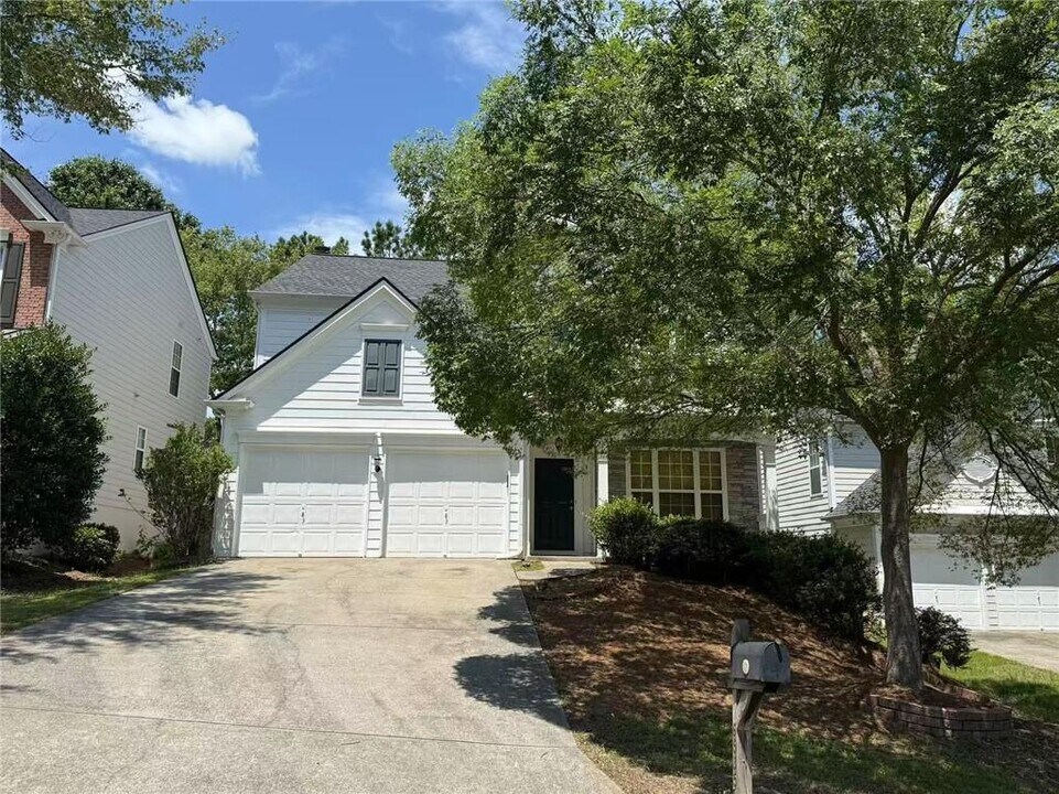 6535 Whirlaway Dr in Cumming, GA - Building Photo