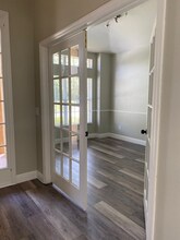 656 Fern Lake Dr in Orlando, FL - Building Photo - Building Photo