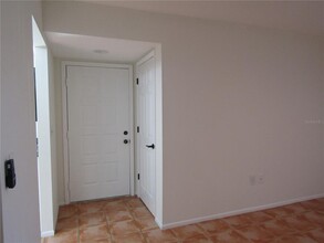 5715 Gardens Dr in Sarasota, FL - Building Photo - Building Photo