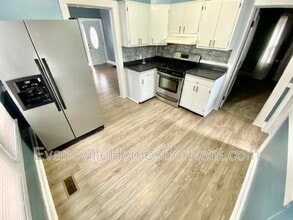 809 E Iowa St in Evansville, IN - Building Photo - Building Photo