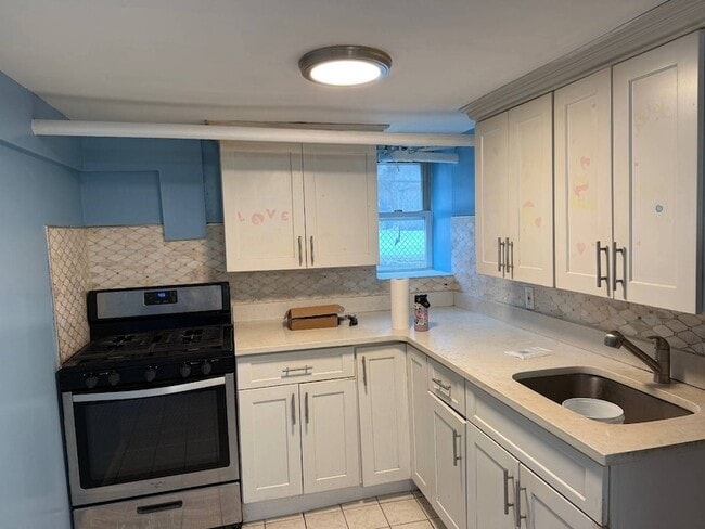 527 Kimball Ave in Yonkers, NY - Building Photo - Building Photo