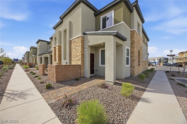 property at 872 Angwin Ln