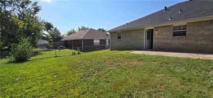 1103 Mallard Pl in Bentonville, AR - Building Photo - Building Photo