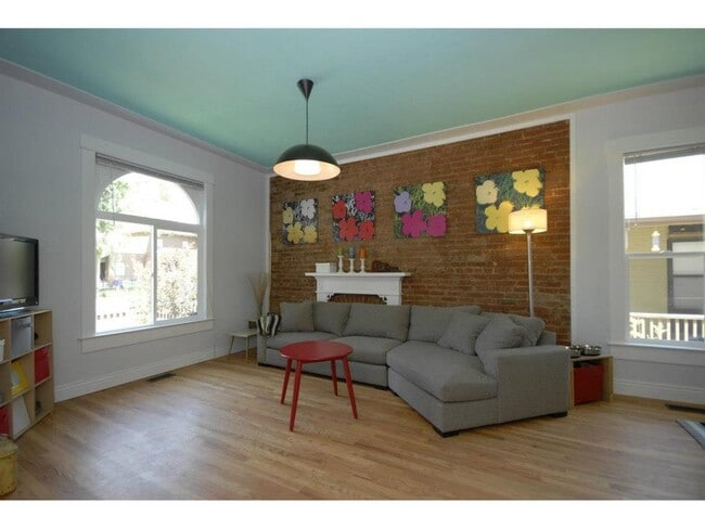 3042 Franklin St in Denver, CO - Building Photo - Building Photo