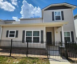 10829 Emerick St in San Antonio, TX - Building Photo