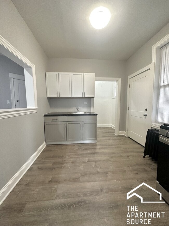 1216 W Rosemont Ave in Chicago, IL - Building Photo - Building Photo