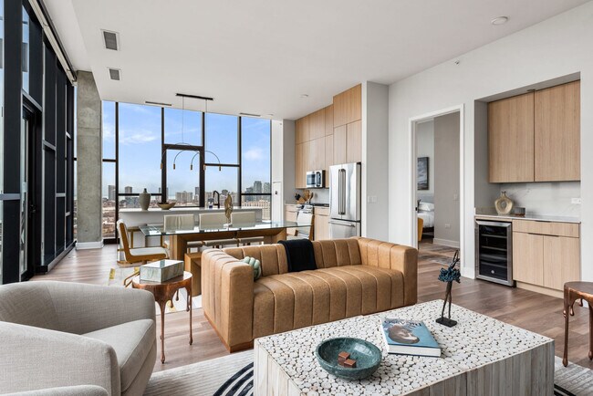 property at 730 N Milwaukee Ave