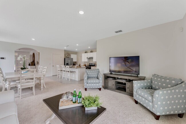 1387 Berry Ln in Davenport, FL - Building Photo - Building Photo