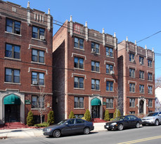 803 Avenue A in Bayonne, NJ - Building Photo