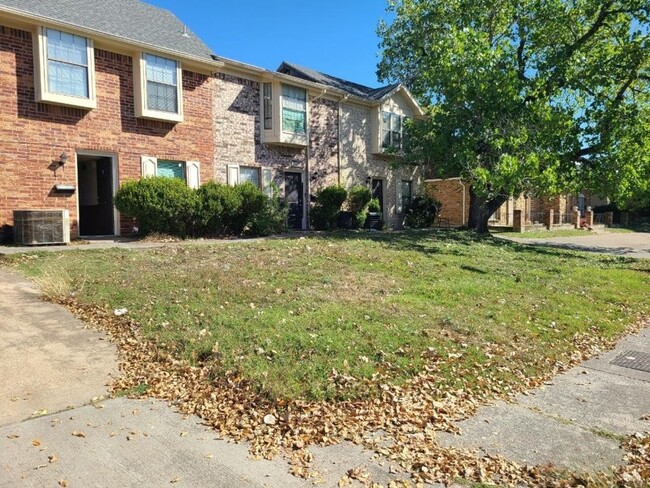 property at 3117 Las Vegas Trail