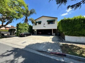 506 Flores St in West Hollywood, CA - Building Photo