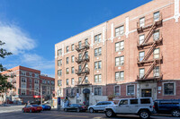 2463 Valentine Ave in Bronx, NY - Foto de edificio - Building Photo