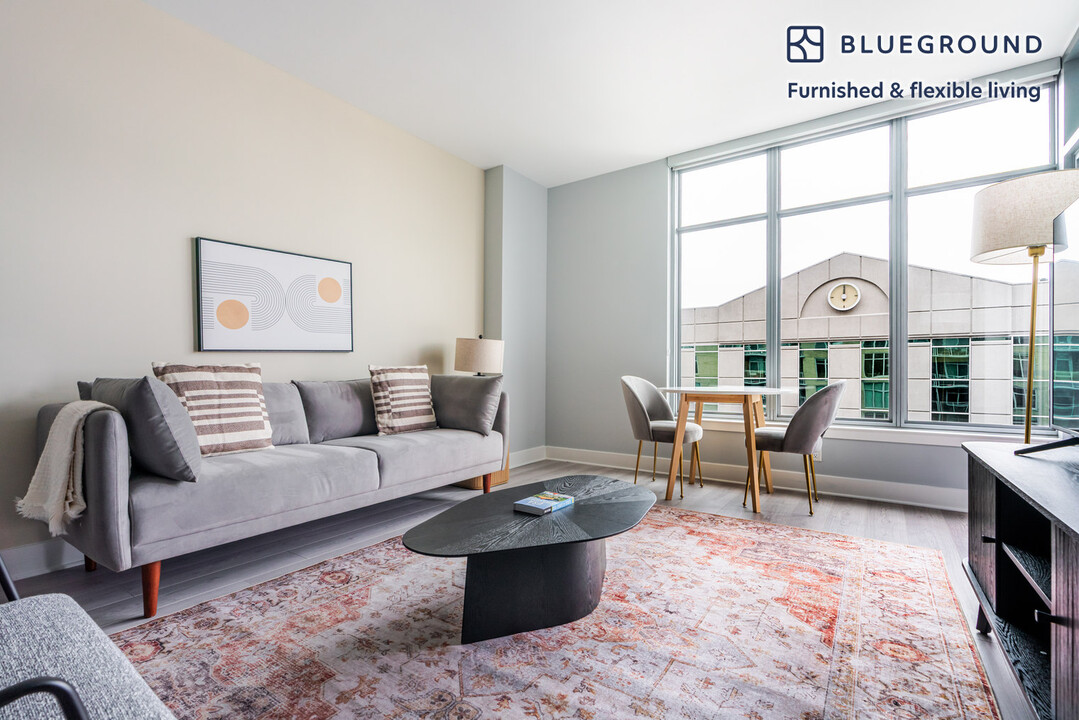 4850 Rugby Ave, Unit FL8-ID1065 in Bethesda, MD - Building Photo