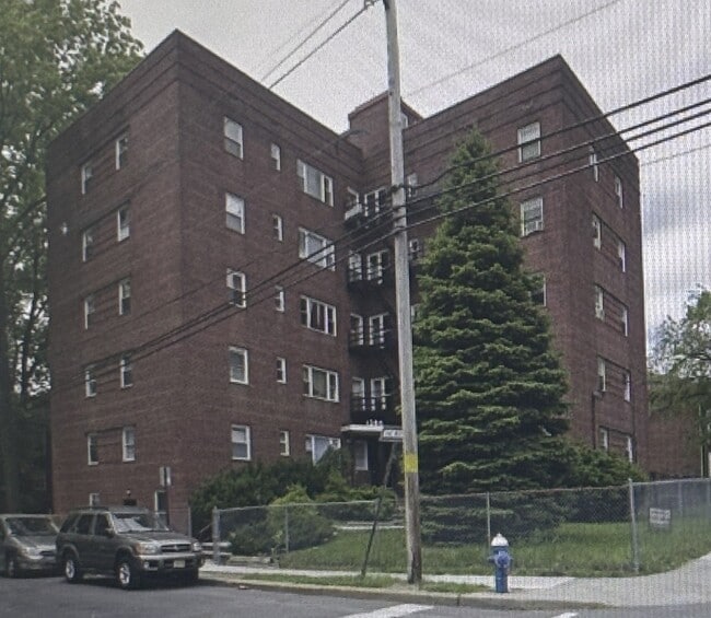 1280 Clinton Ave