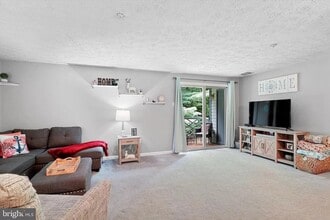 209 Oak Leaf Cir, Unit G in Abingdon, MD - Building Photo - Building Photo