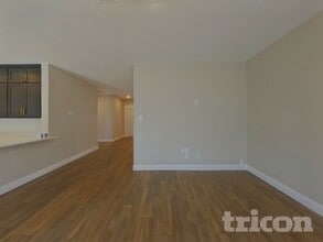 7415 Cresswell Dr in Arlington, TX - Foto de edificio - Building Photo