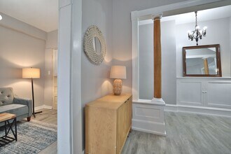 2813 Garfield Ave in Minneapolis, MN - Building Photo - Building Photo