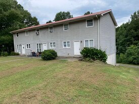 217 Camp Sunrise Rd NW in Cartersville, GA - Building Photo