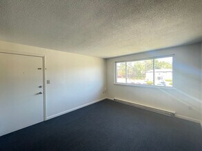 173 Loudon Rd in Concord, NH - Building Photo - Building Photo