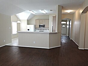 1307 Rabbit Rdg in Cedar Hill, TX - Building Photo - Building Photo