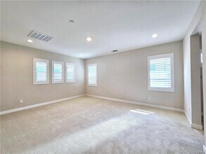 310 Brackens in Lake Forest, CA - Building Photo - Building Photo