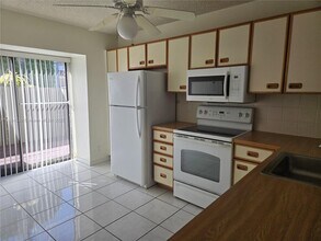 4599 Carambola Cir S in Coconut Creek, FL - Building Photo - Building Photo