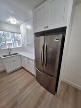1756 Malcolm Ave in Los Angeles, CA - Building Photo - Building Photo