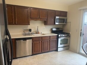 55 Frenchwoods Cir in Rochester, NY - Building Photo - Building Photo