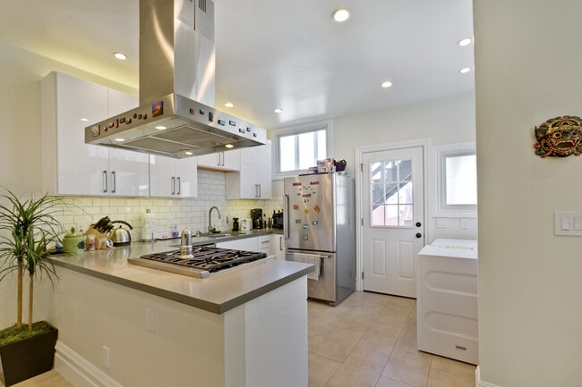 2130 Mason St in San Francisco, CA - Building Photo - Building Photo