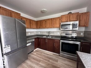 2024 57 St NW in Edmonton, AB - Building Photo - Building Photo
