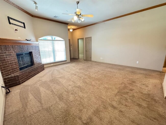 1424 Teakwood Dr in Norman, OK - Building Photo - Building Photo