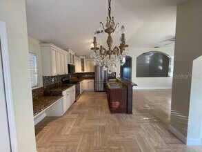 9986 Stockbridge Dr in Tampa, FL - Building Photo - Building Photo
